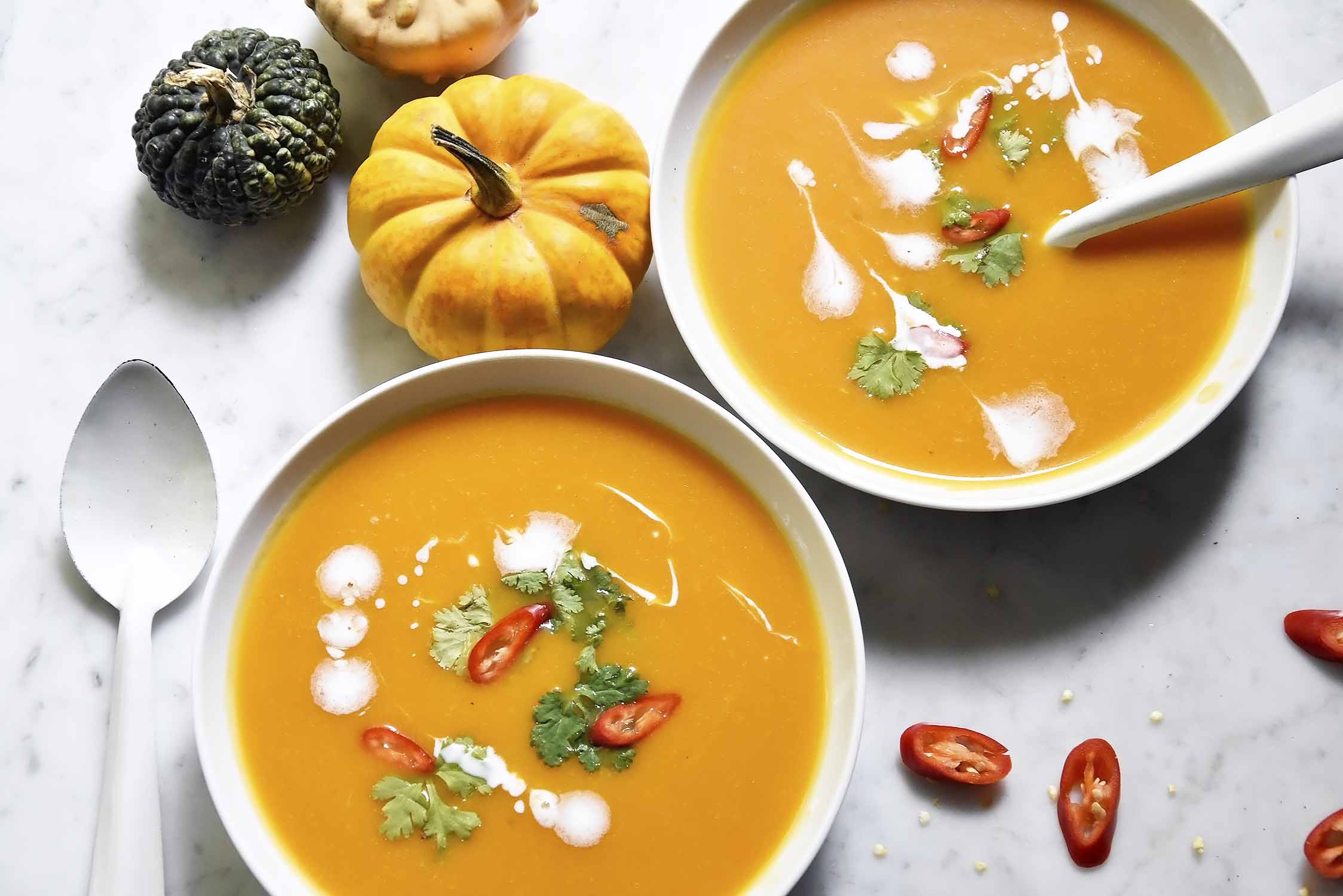 https://leeksandhighheels.com/wp-content/uploads/2020/10/thai-pumpkin-soup-3.jpg